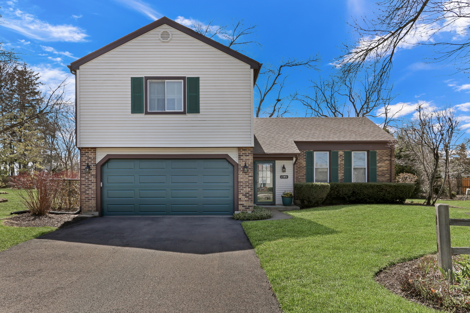 1346 Deer Run Property Photo