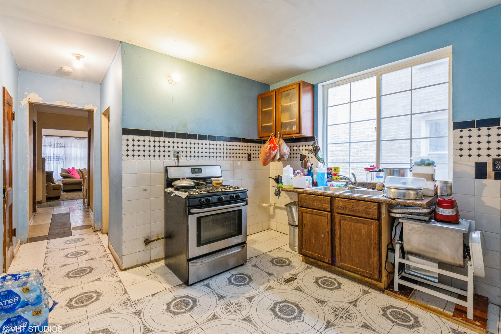 4877 W Wabansia Avenue Property Photo 4