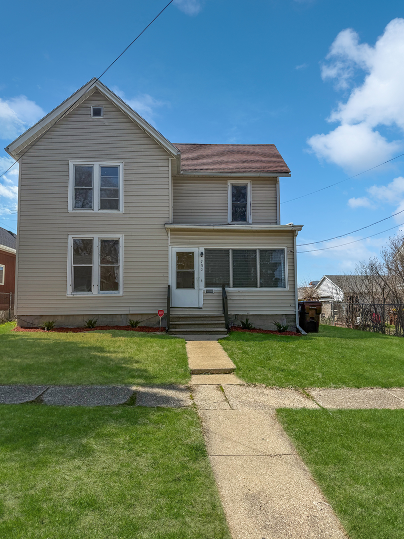 732 S 14th Avenue Property Photo
