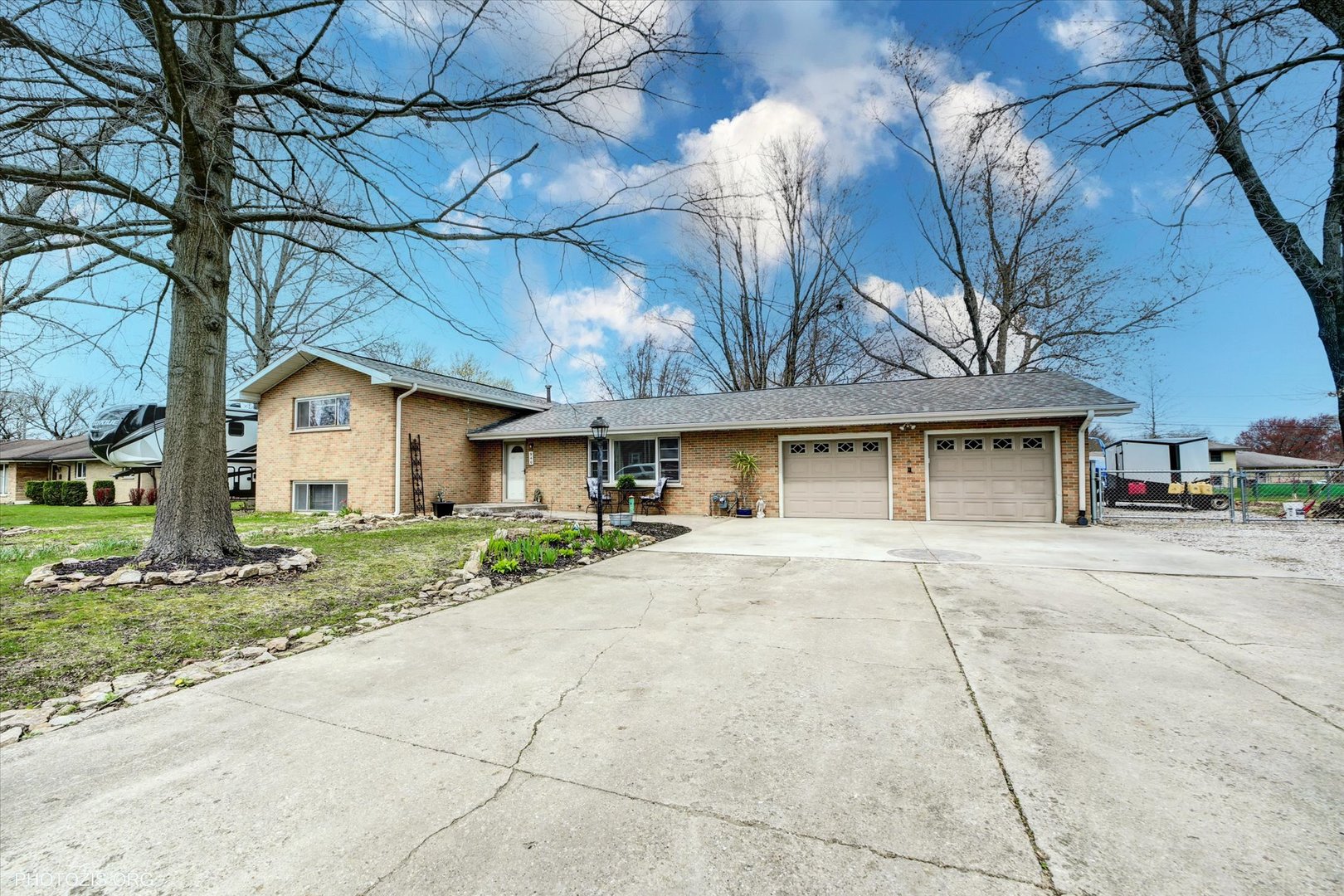 940 Maple Street Property Photo