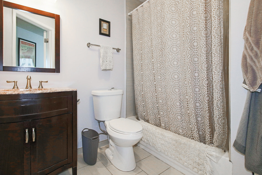 545 N Dearborn Street 1107 Property Photo 13