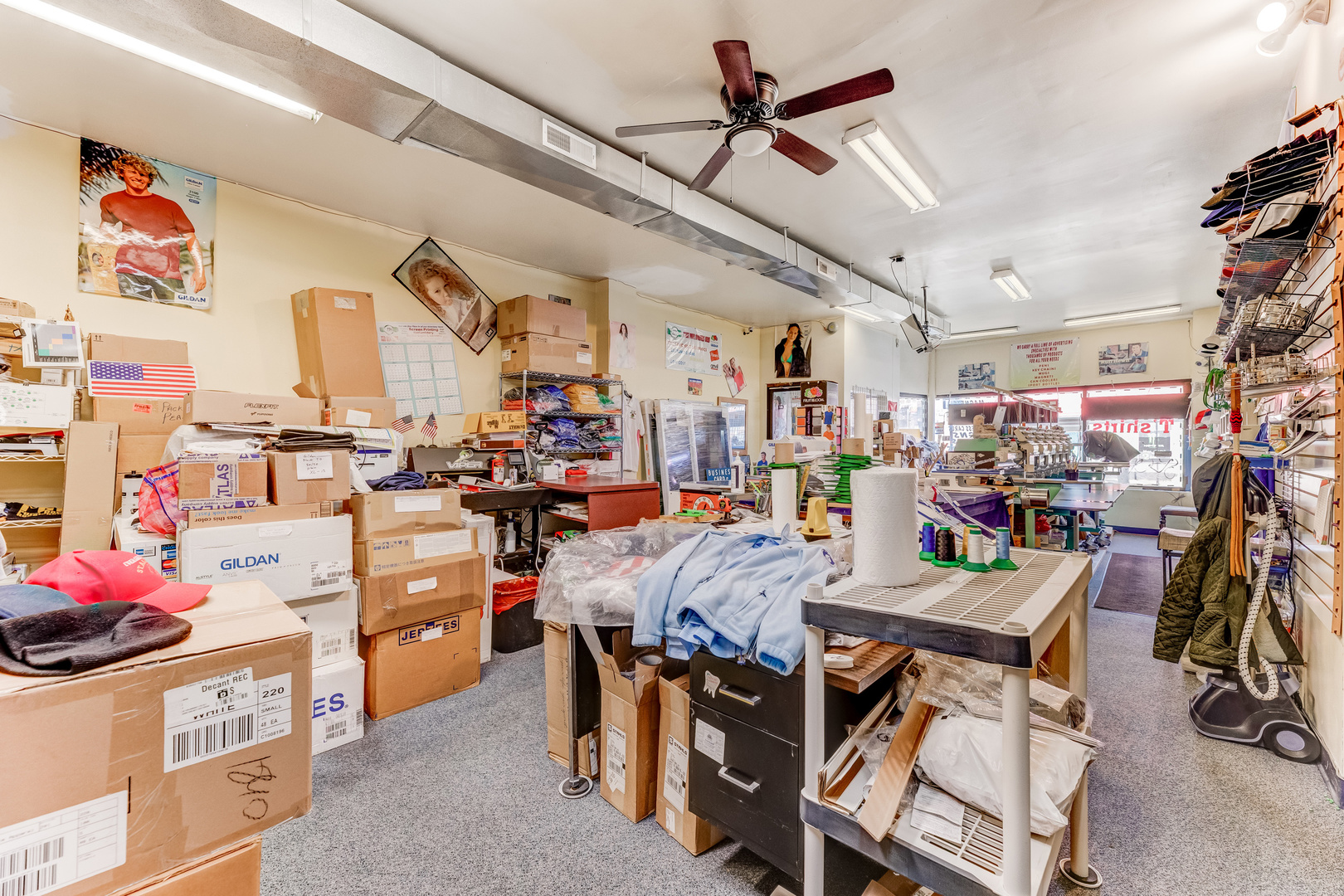 3827 S Archer Avenue Property Photo 20