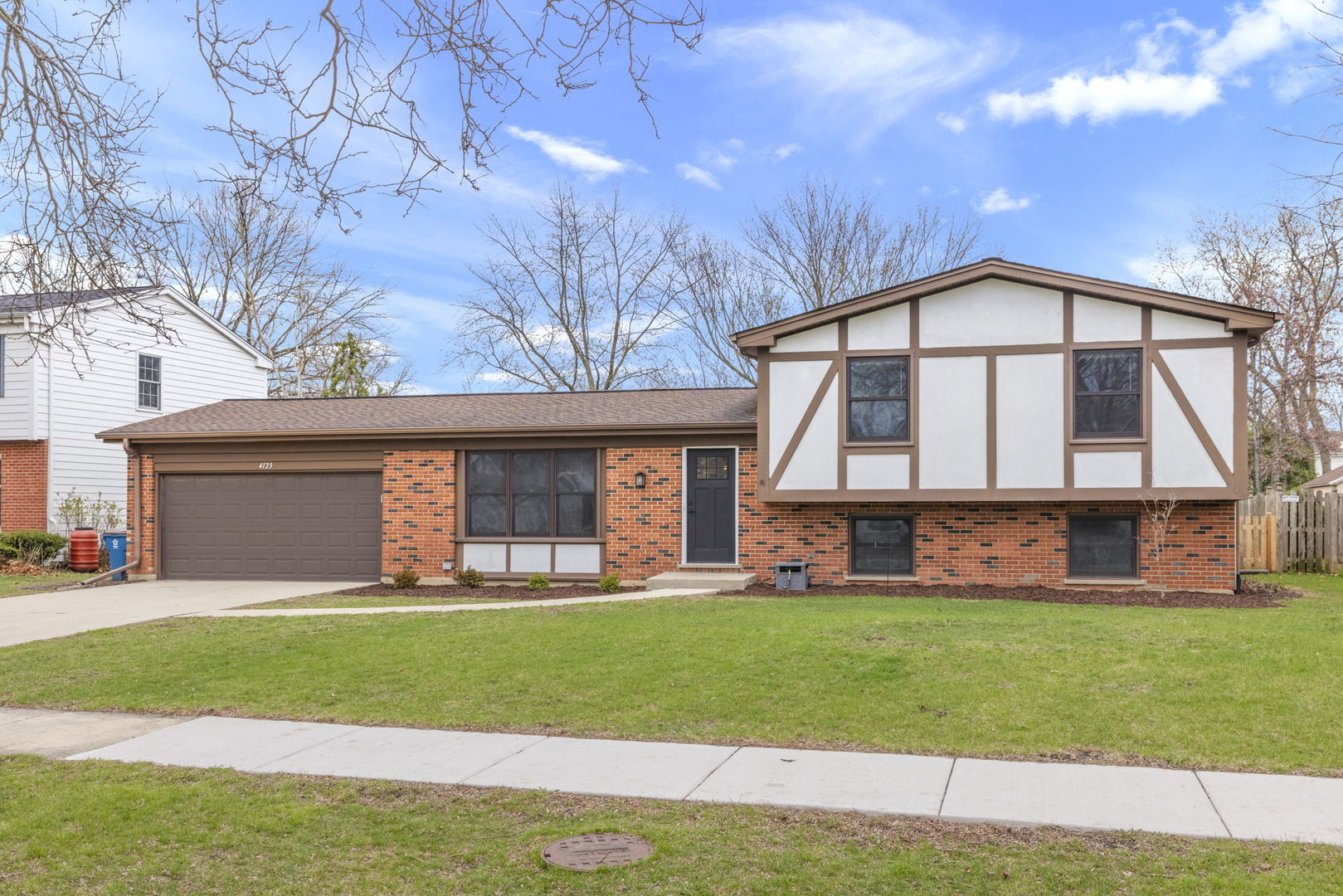 4123 W End Road Property Photo