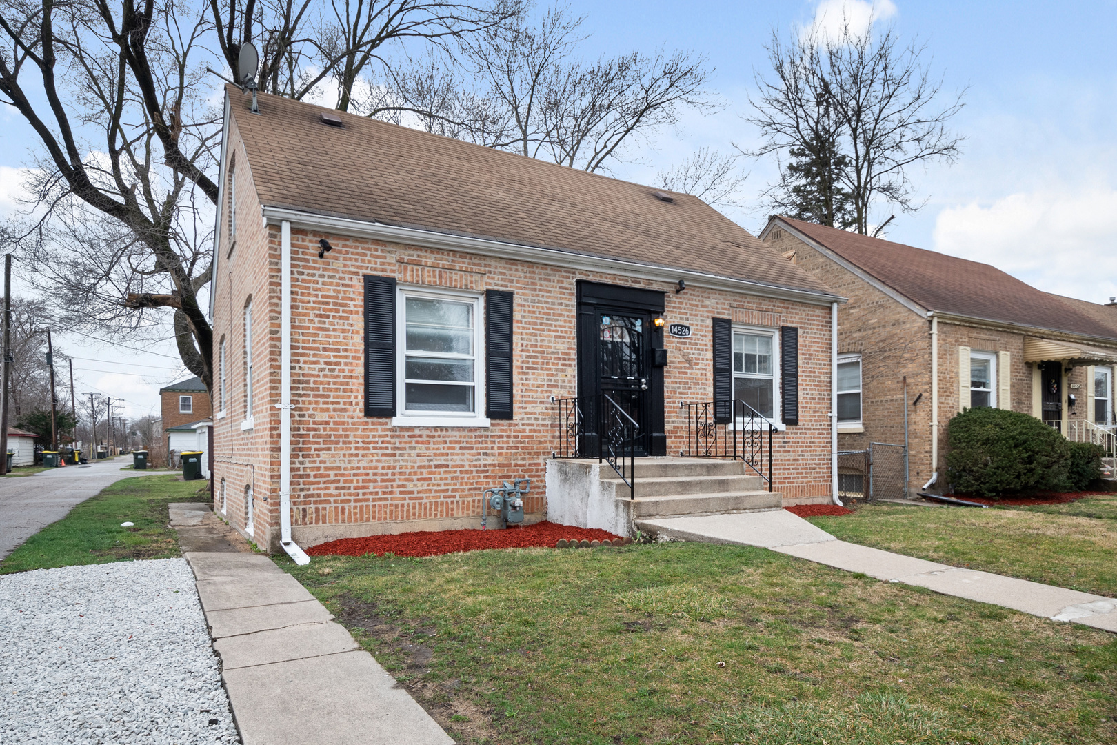 14526 S Dearborn Street Property Photo
