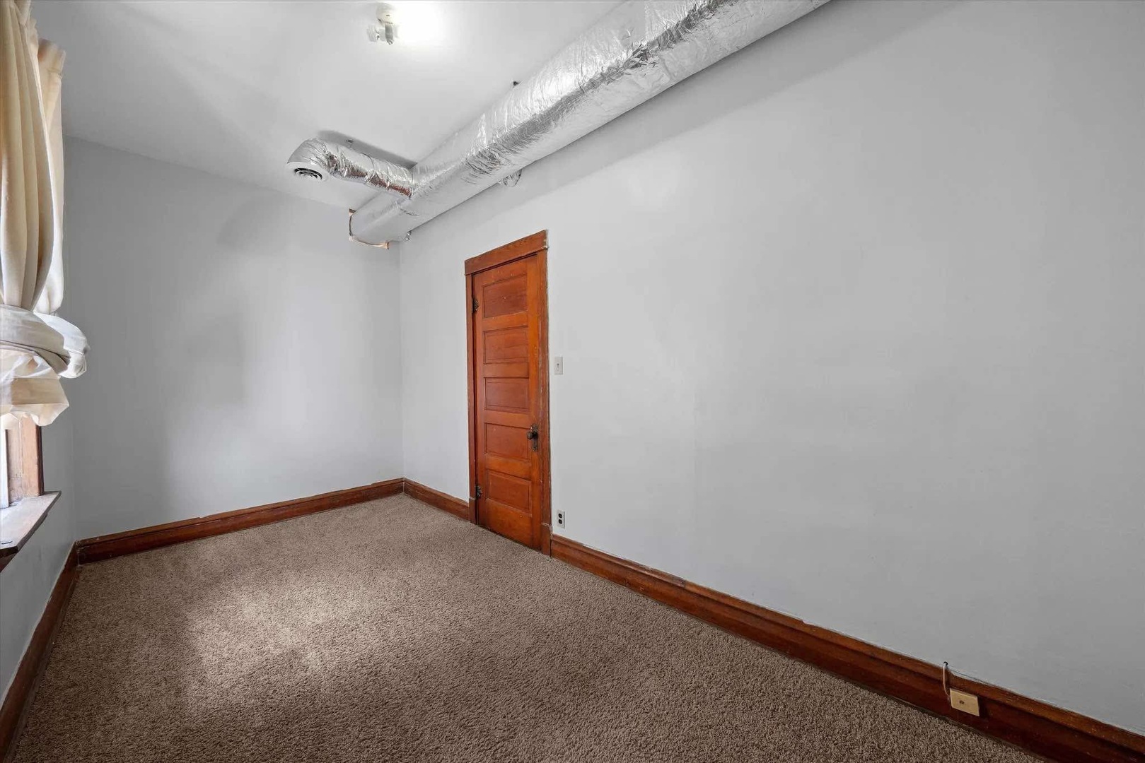 4538 S Fairfield Avenue Property Photo 10