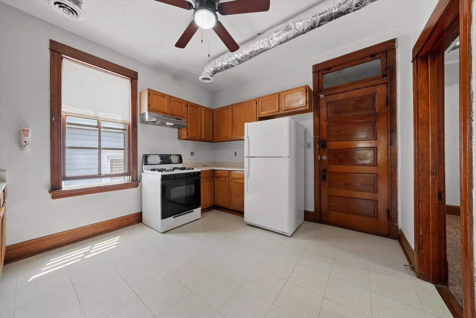 4538 S Fairfield Avenue Property Photo 15