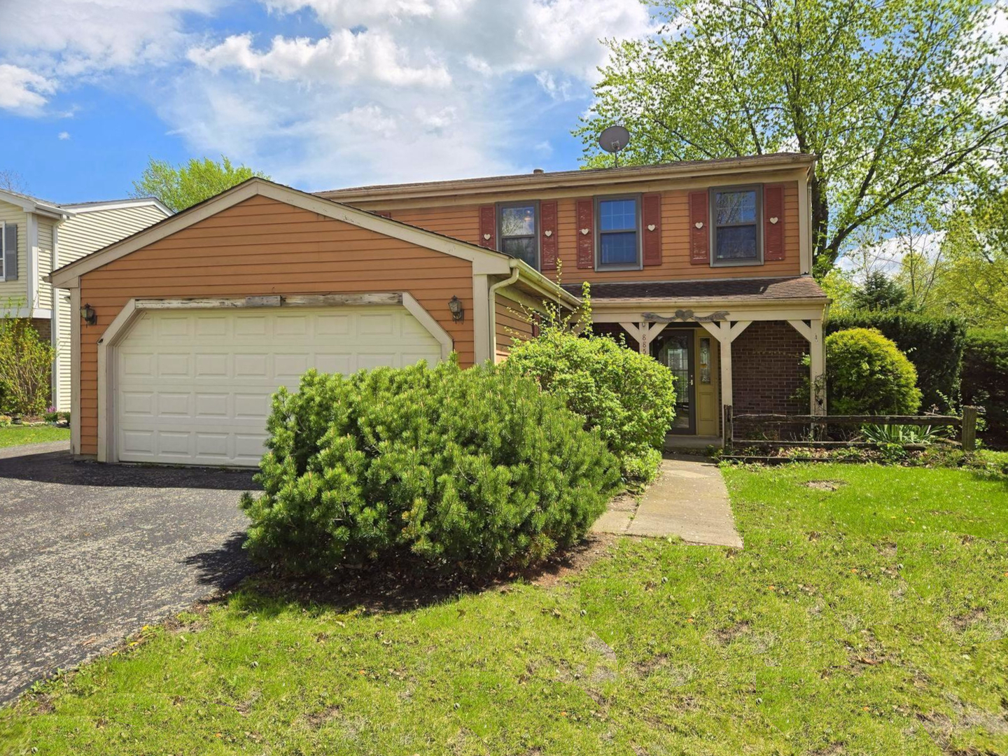 885 Edenwood Drive Property Photo 1