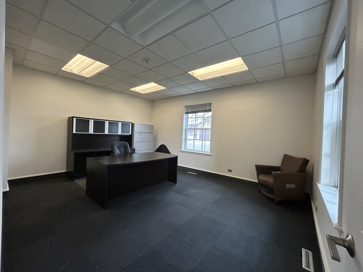 450 E Higgins Road Property Photo 5