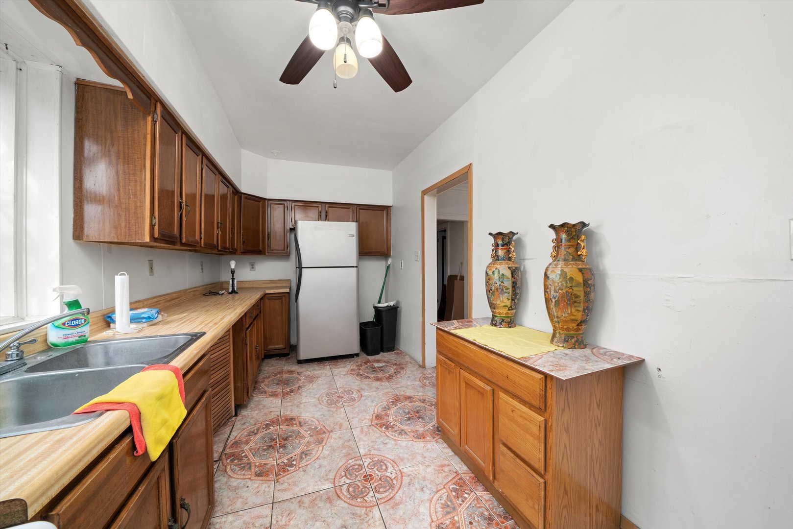8307 S Maryland Avenue Property Photo 16