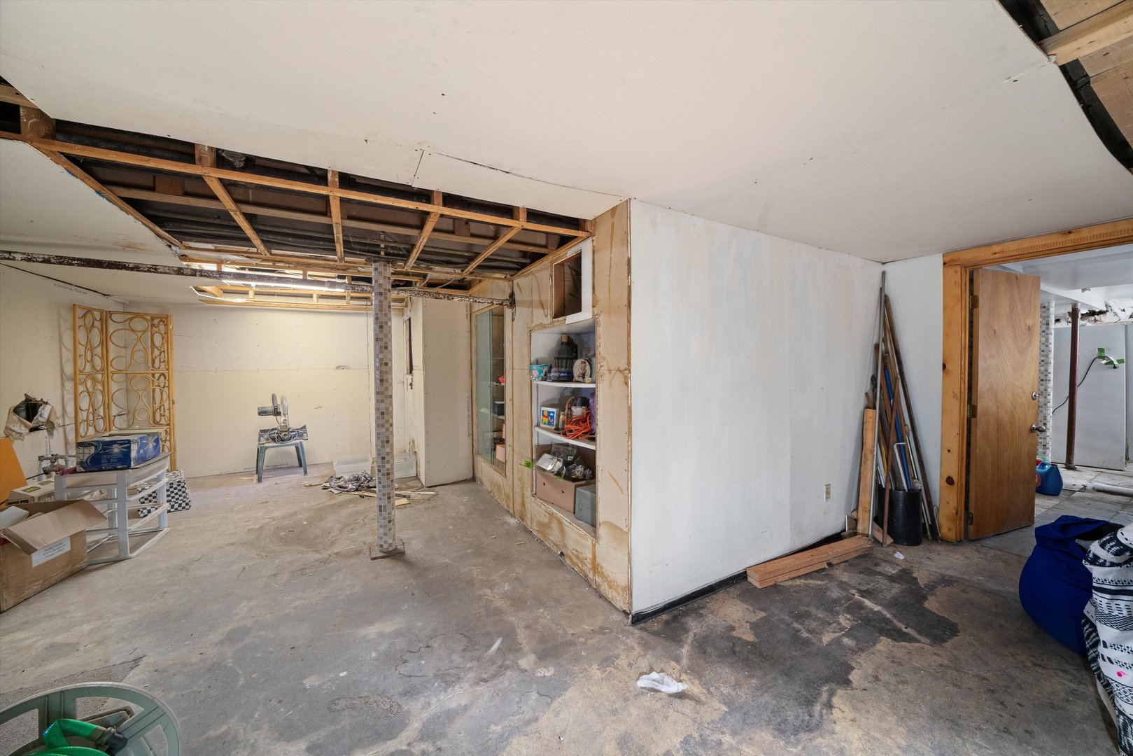 8307 S Maryland Avenue Property Photo 18