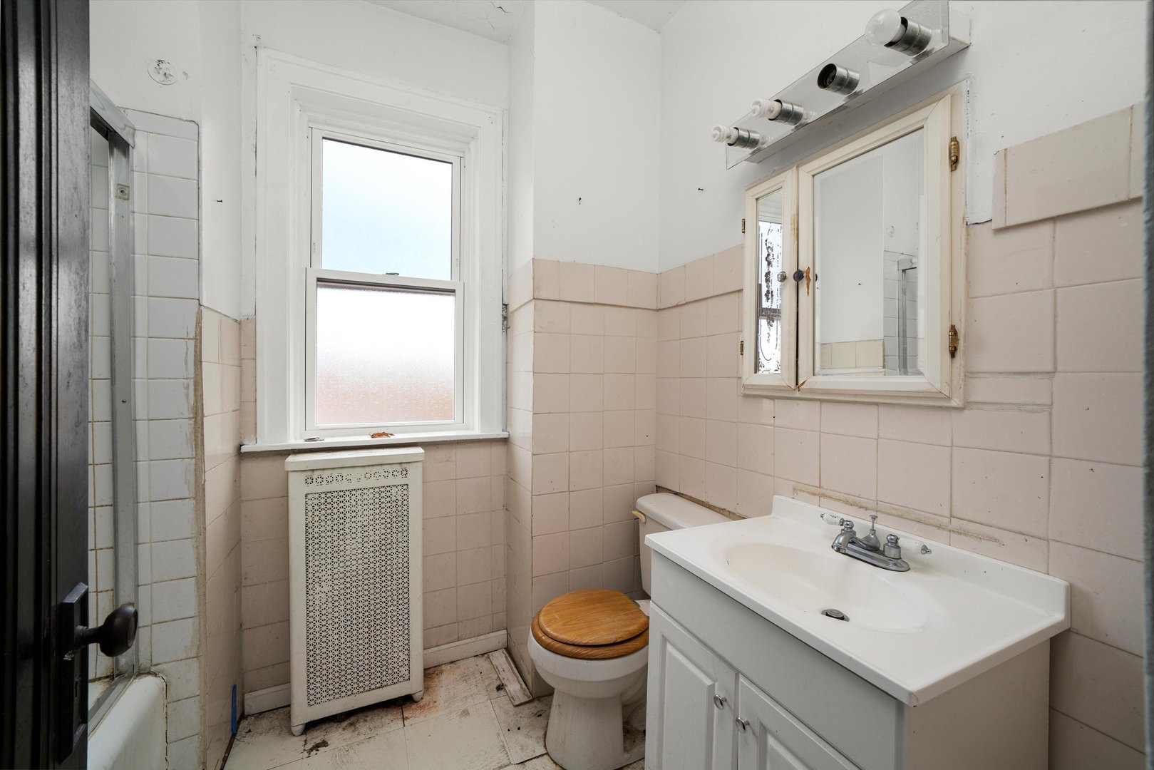 8307 S Maryland Avenue Property Photo 27