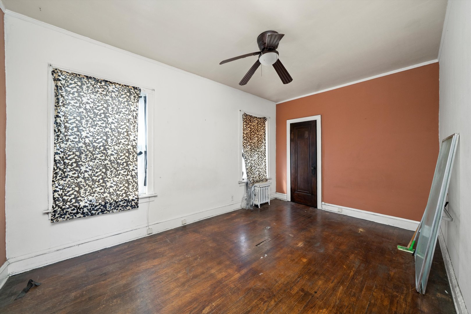 8307 S Maryland Avenue Property Photo 28