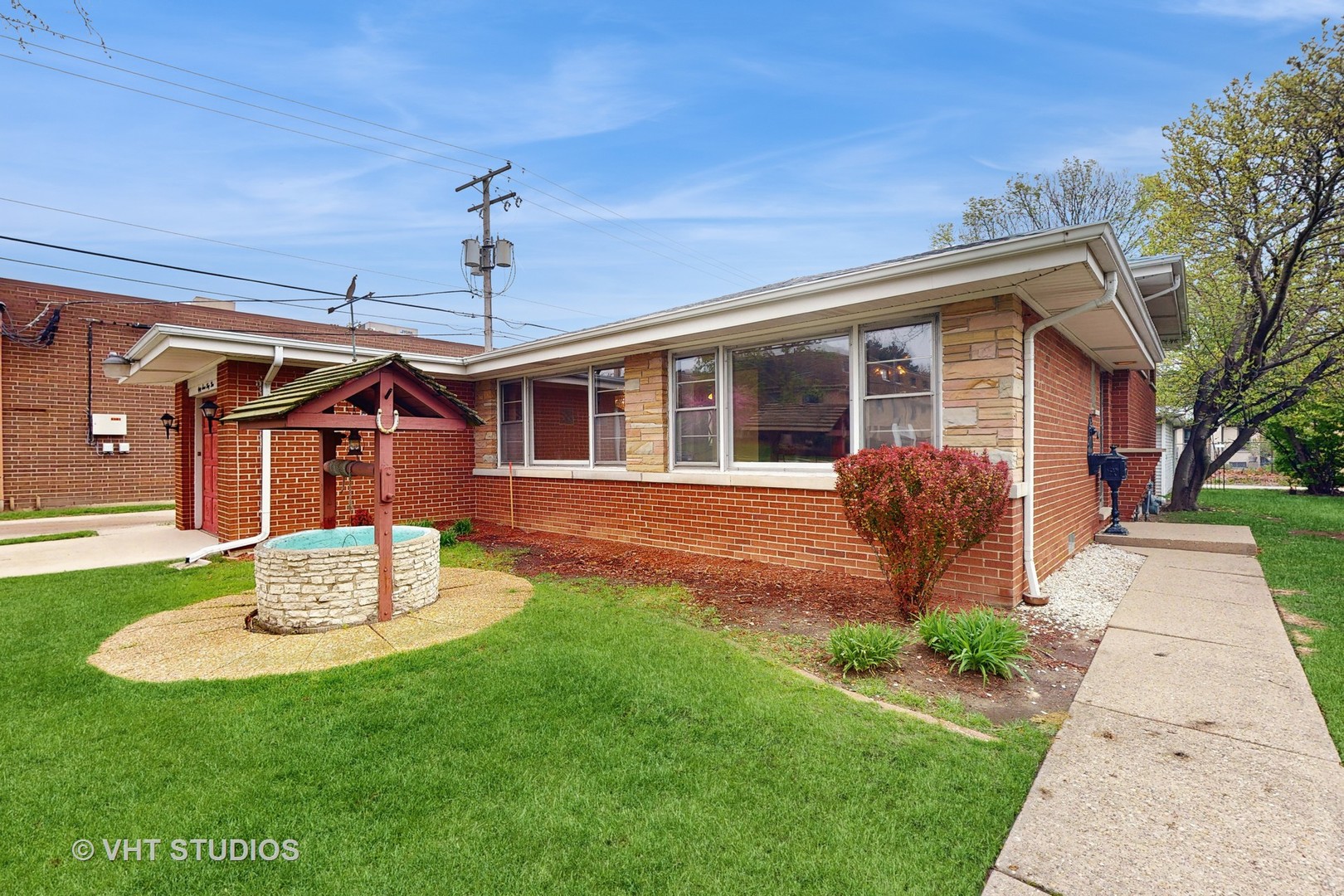 8743 Kedvale Avenue Property Photo