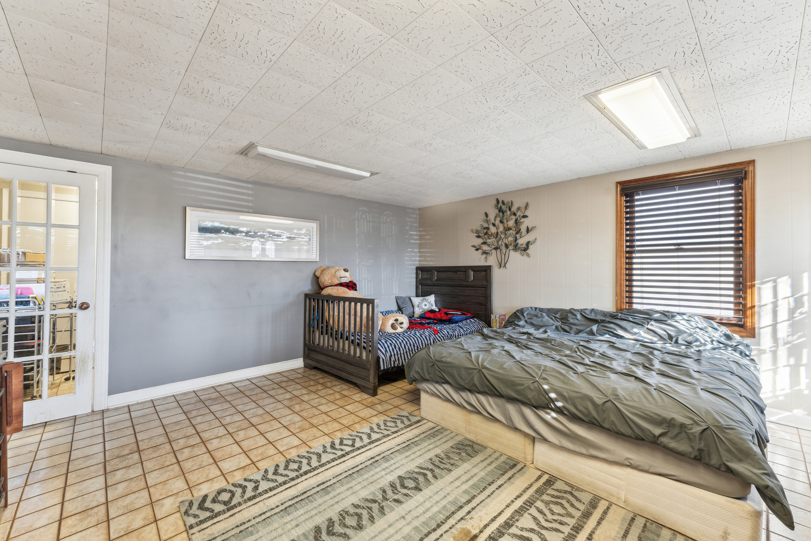 353 E Butterfield Road Property Photo 21