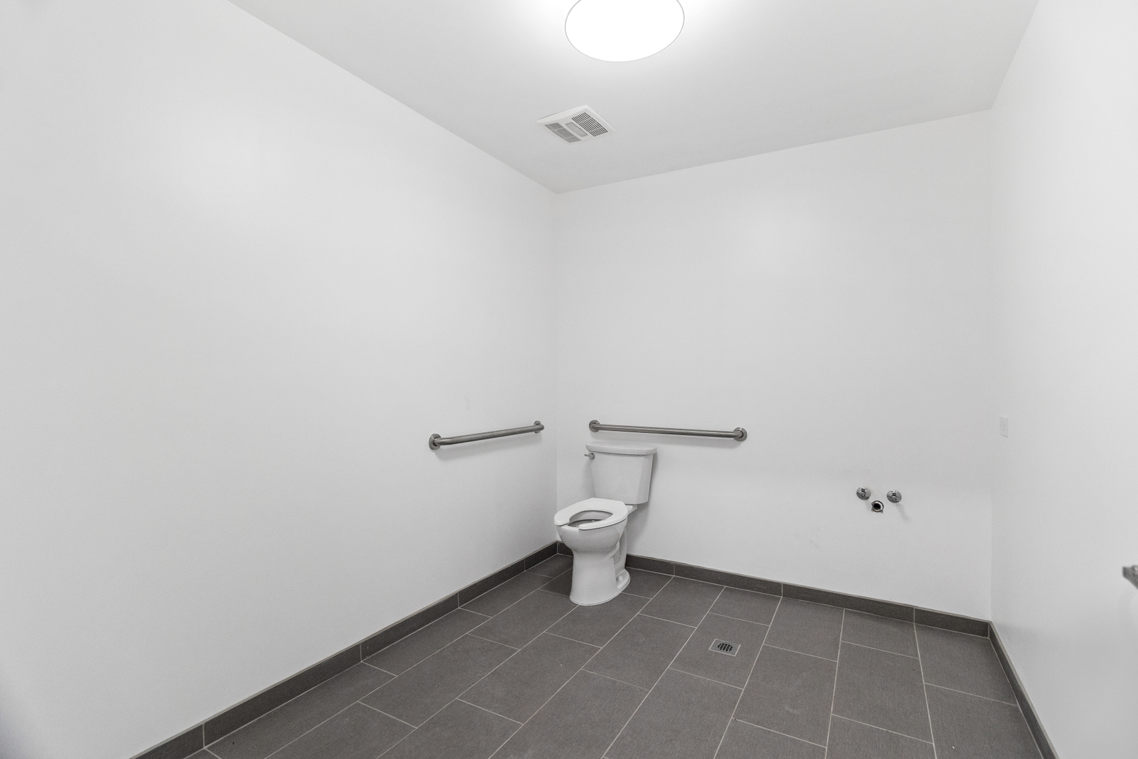 153 W Ohio Street 01 Property Photo 10