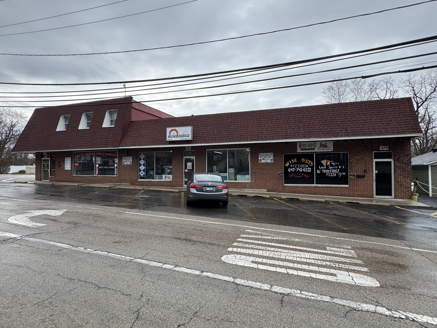 375-395 E State Street Property Photo 4