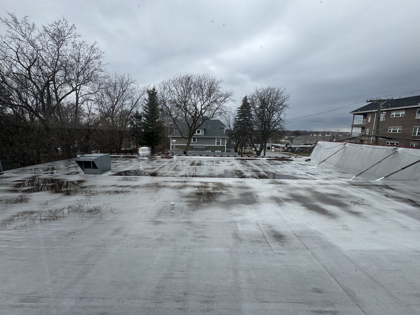 375-395 E State Street Property Photo 15