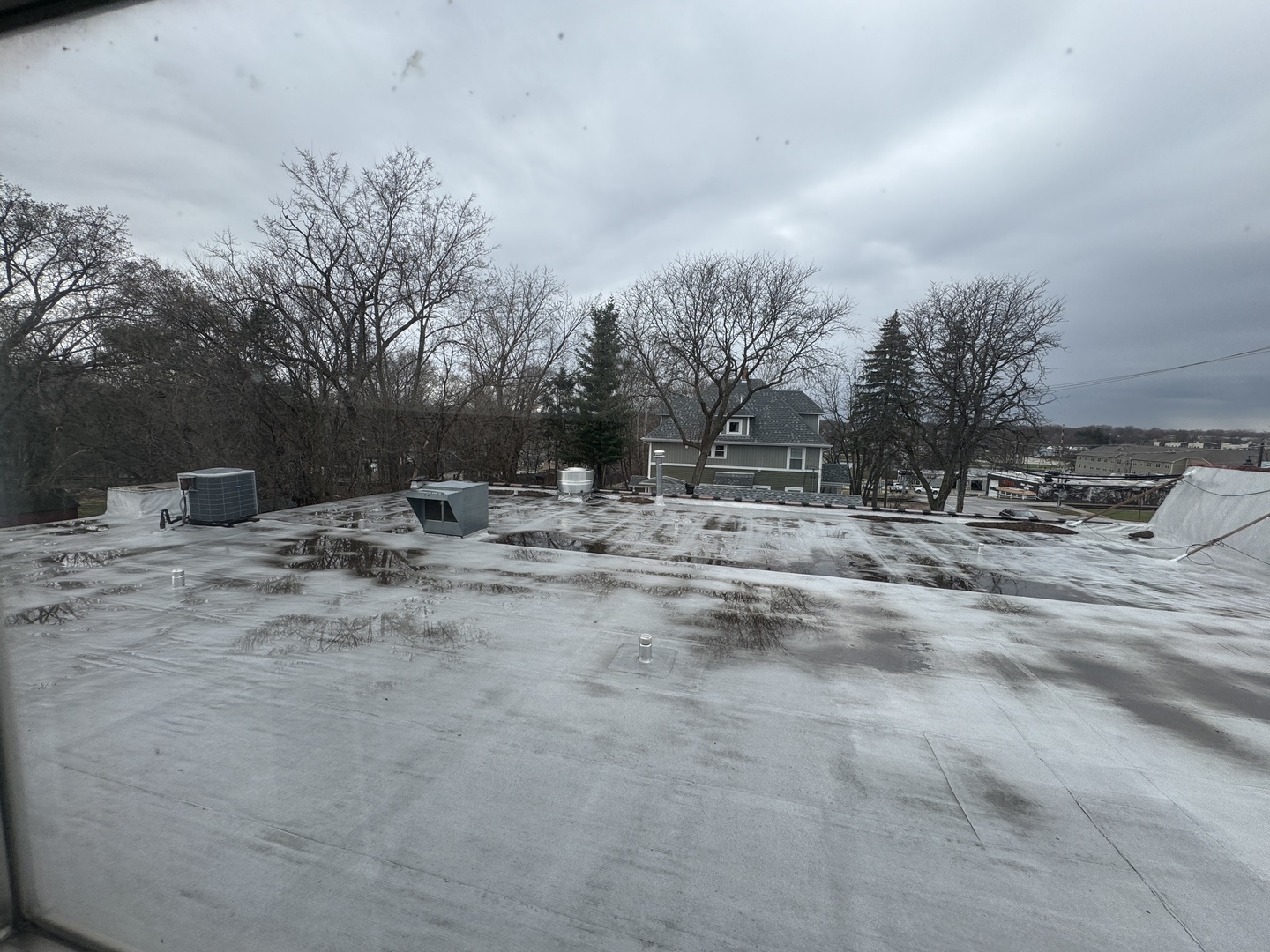 375-395 E State Street Property Photo 16