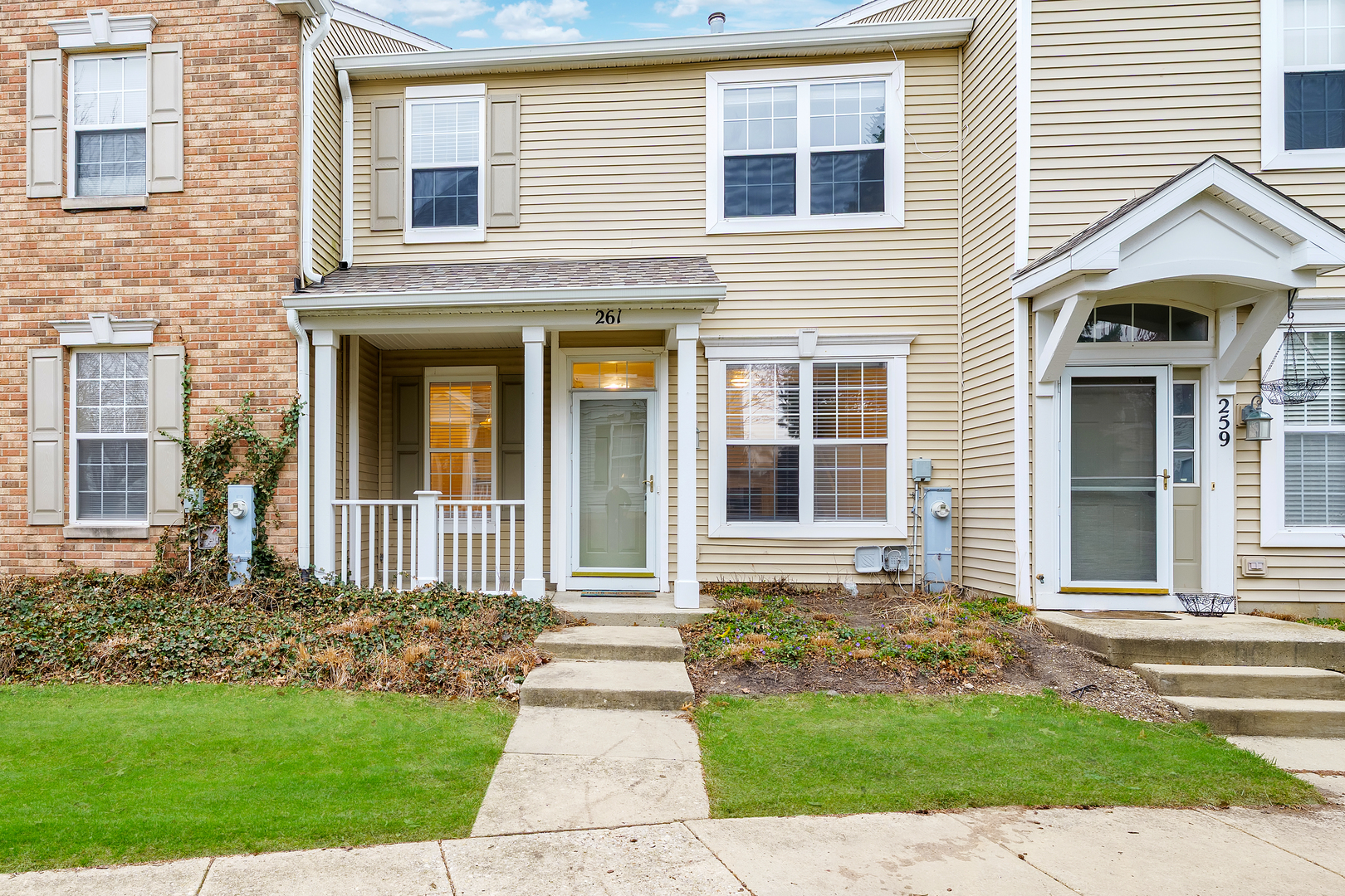 308 Real Estate Listings Main Image