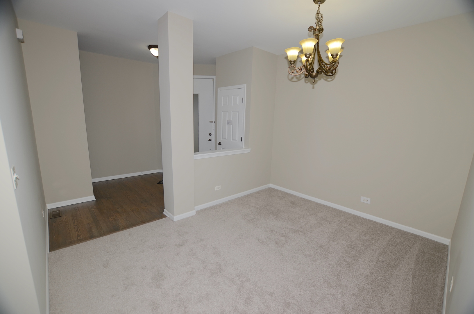 1211 Townes Circle Property Photo 12