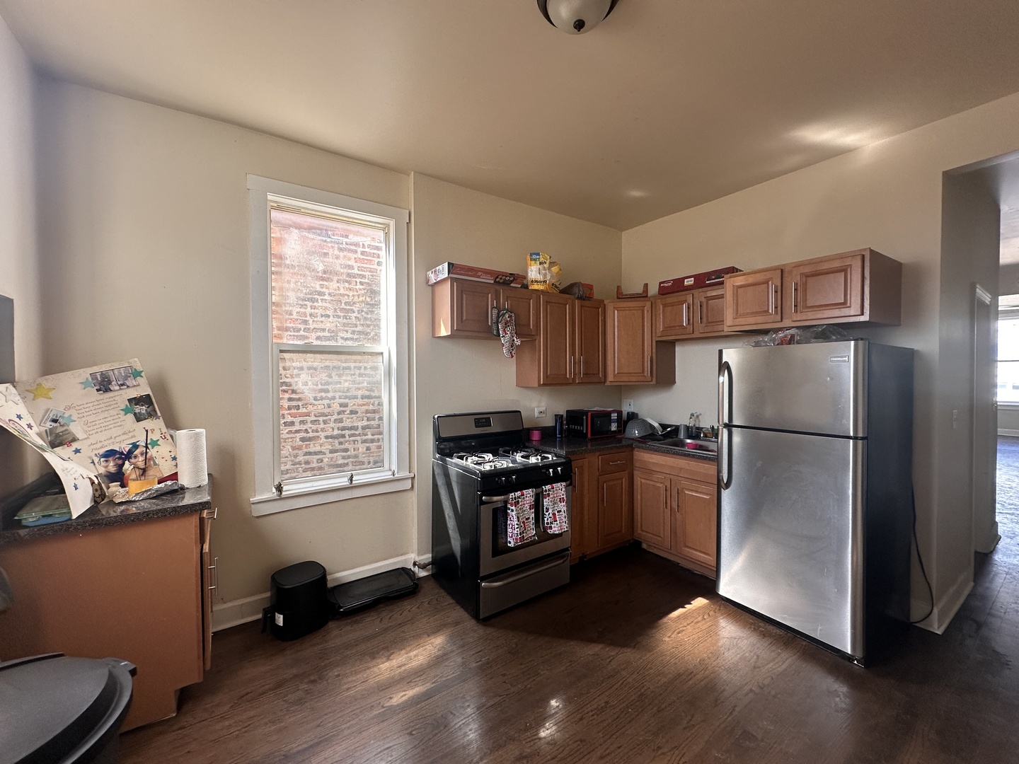 1613 S Central Park Avenue Property Photo 3