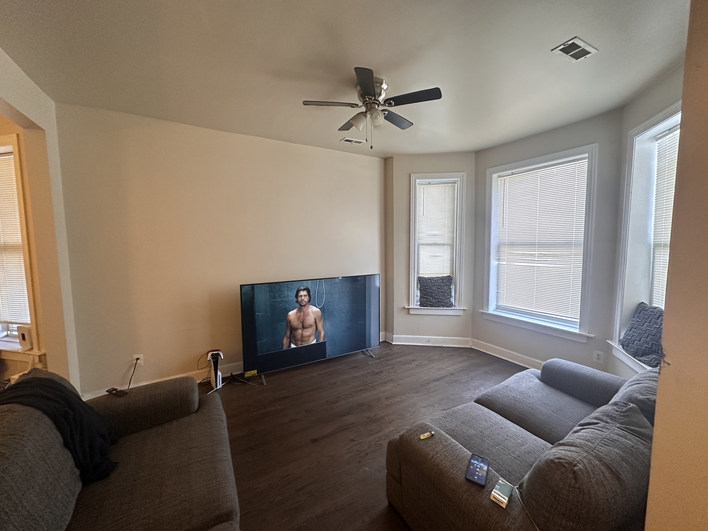 1613 S Central Park Avenue Property Photo 7