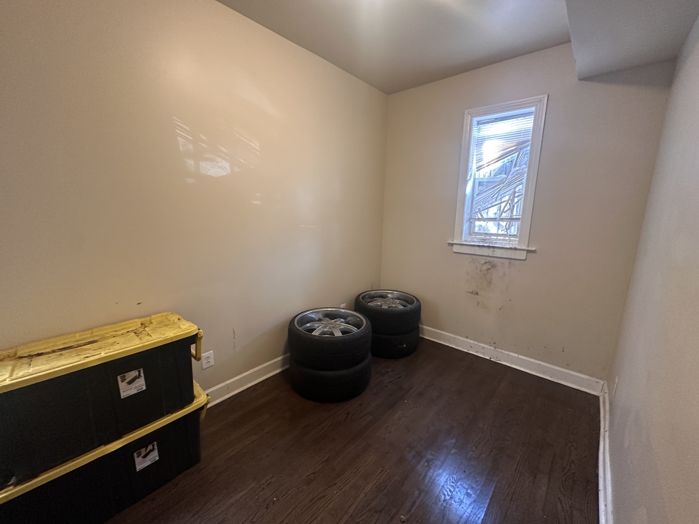 1613 S Central Park Avenue Property Photo 21