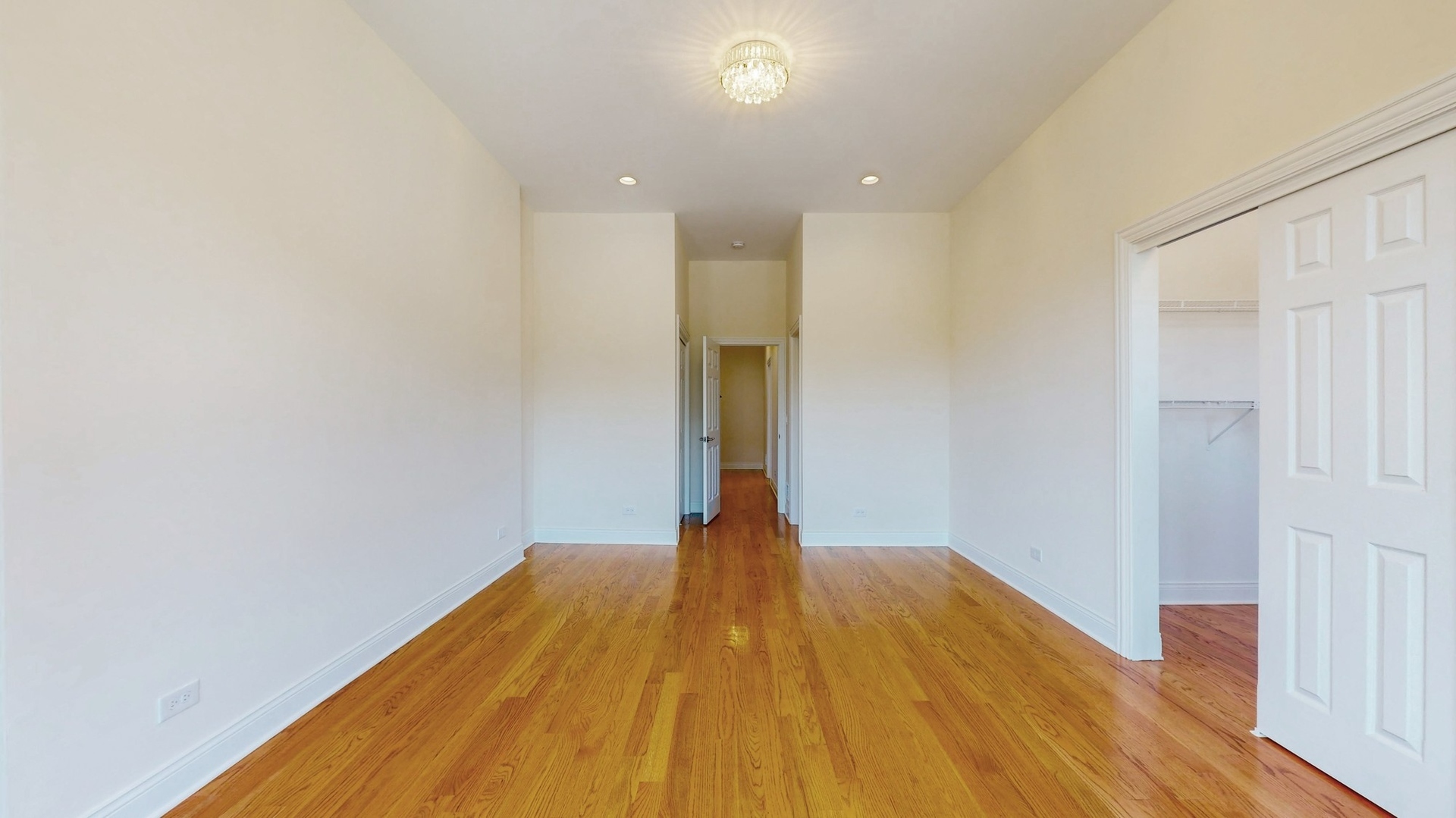 4450 S Prairie Avenue Property Photo 17