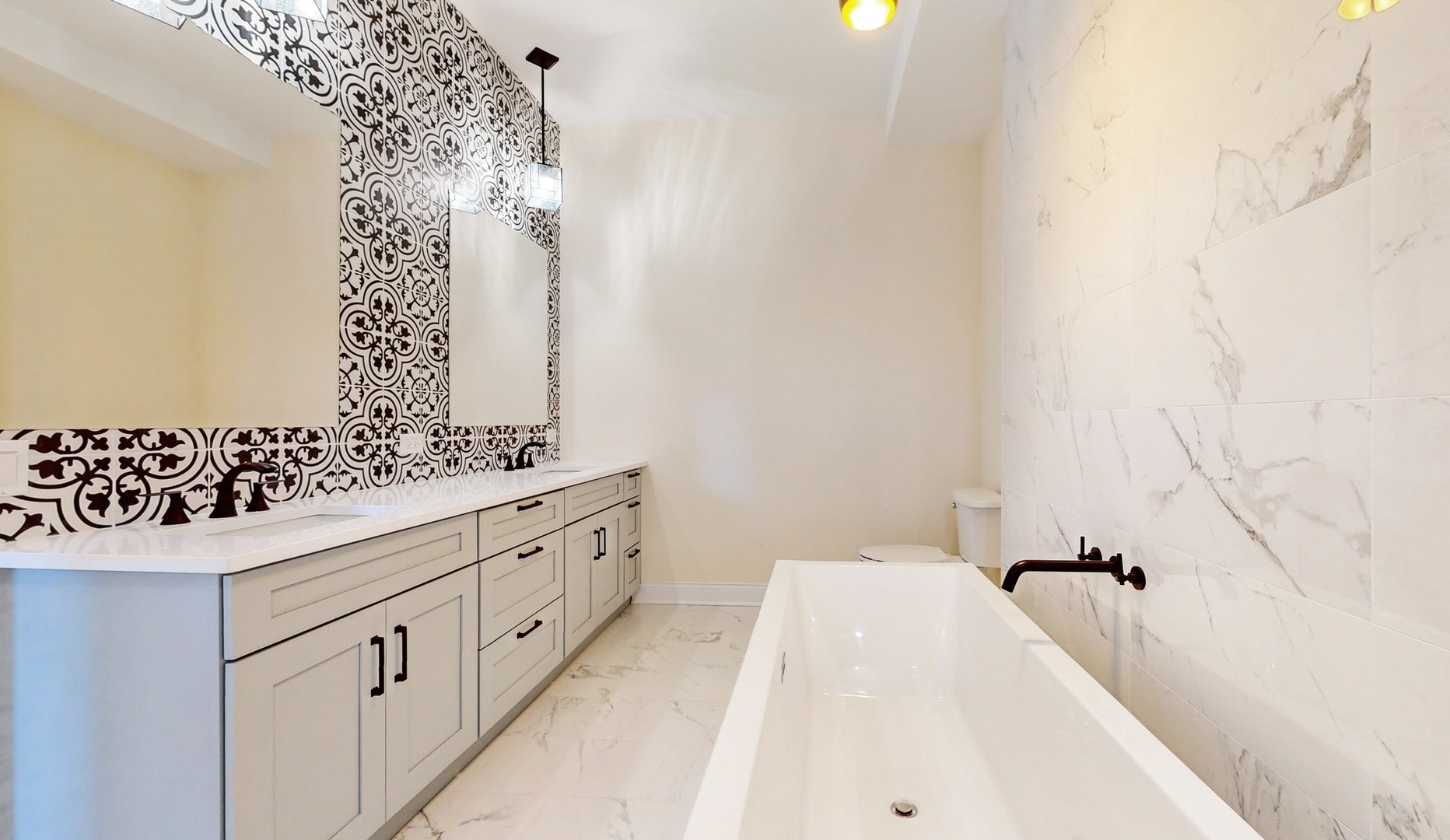 4450 S Prairie Avenue Property Photo 20