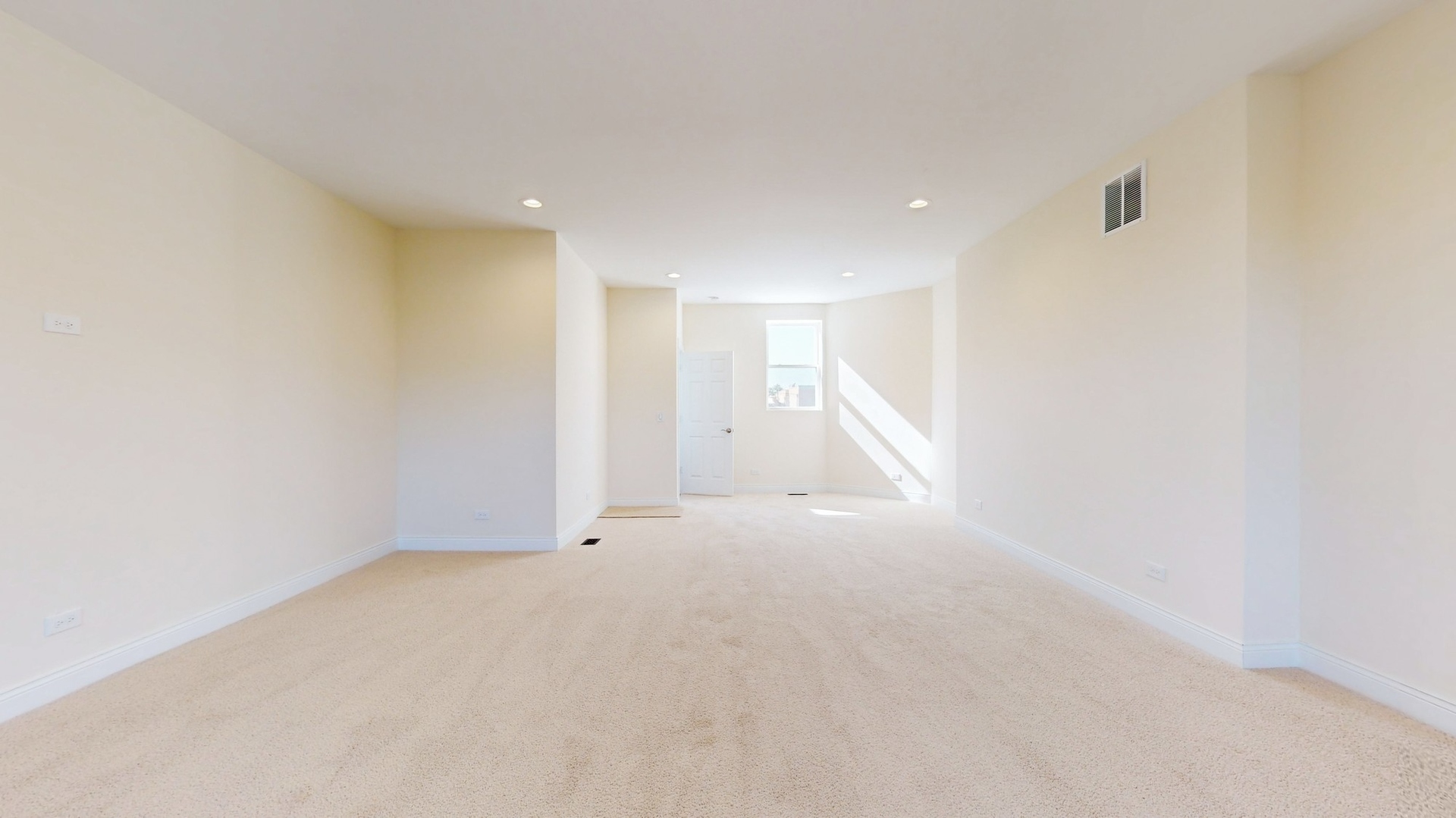 4450 S Prairie Avenue Property Photo 28