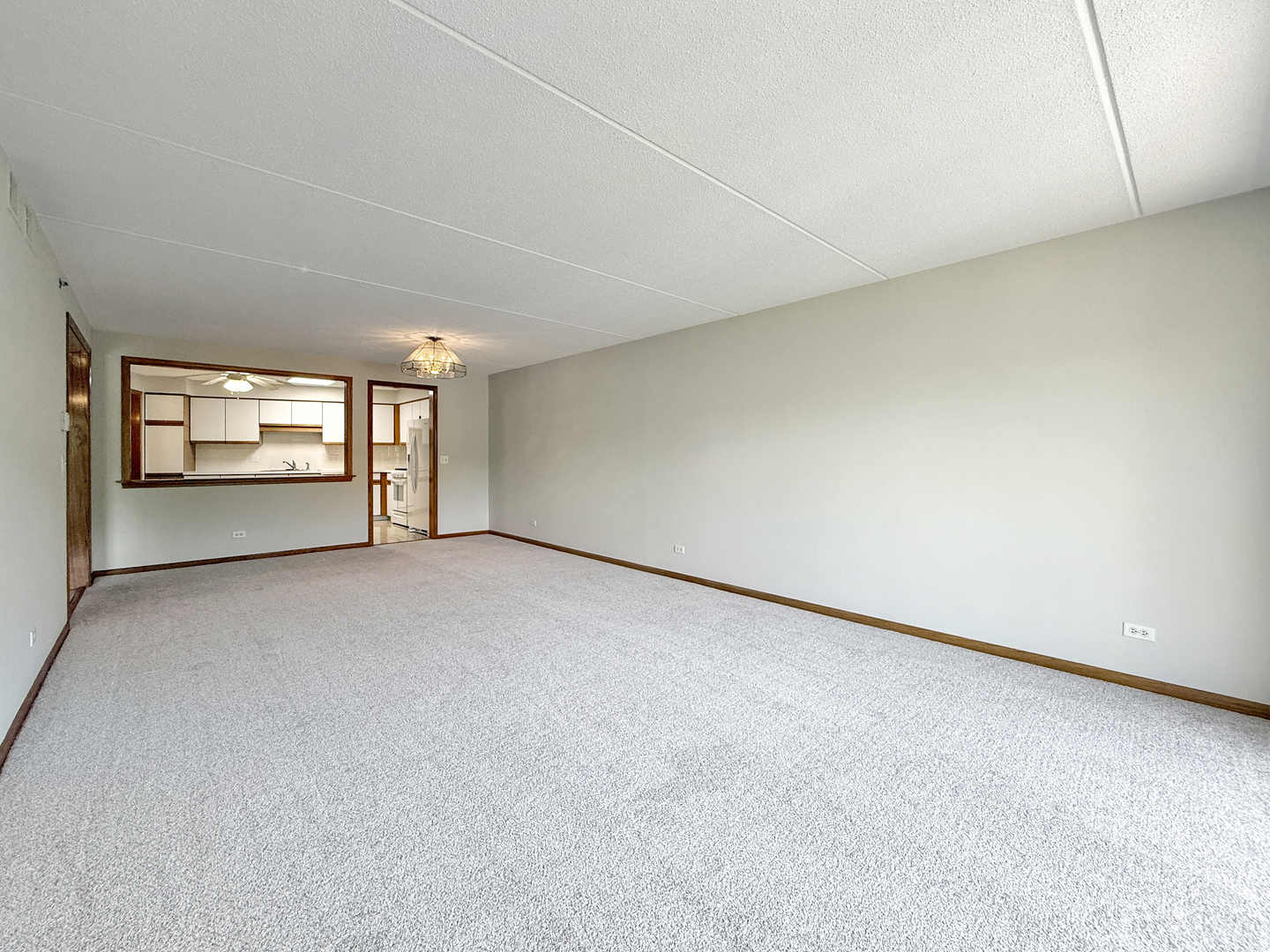 7120 N Milwaukee Avenue 305 Property Photo 7