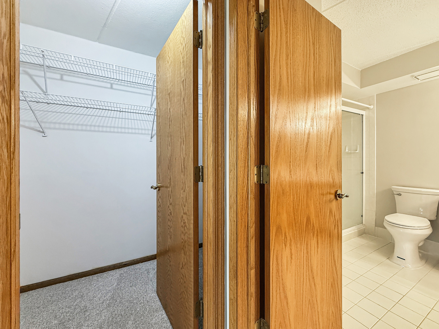 7120 N Milwaukee Avenue 305 Property Photo 17