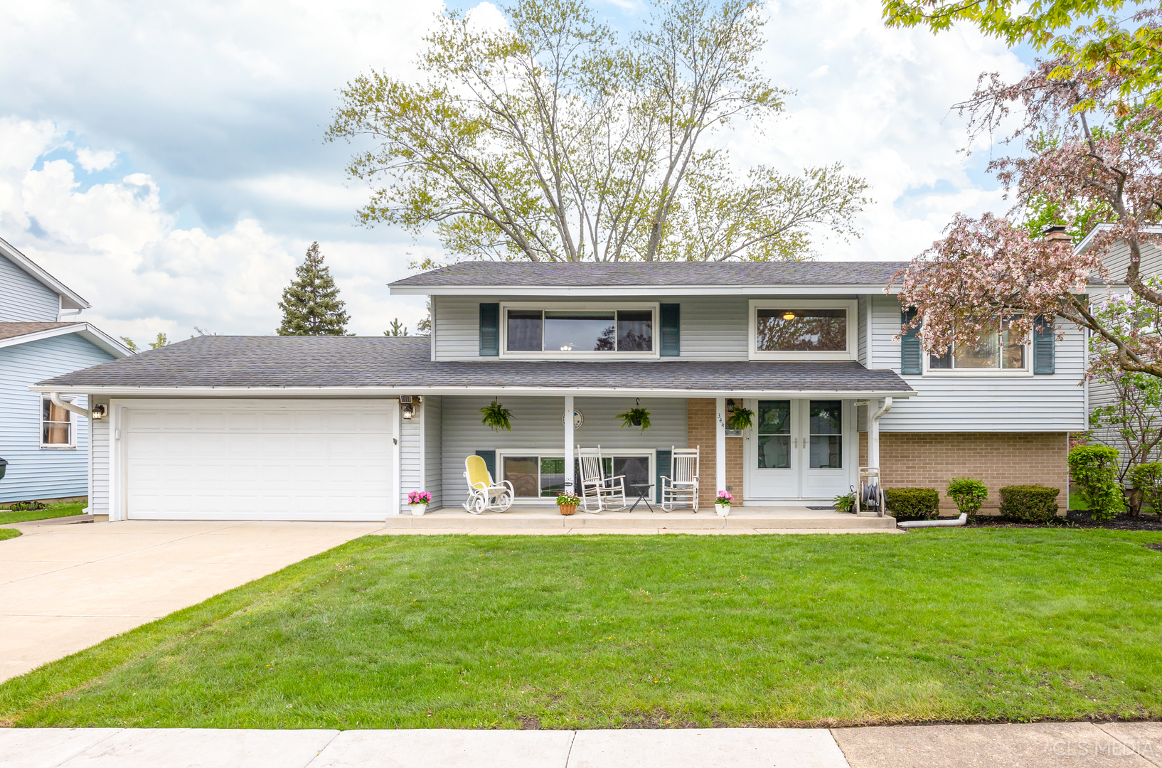 344 Dorchester Lane Property Photo