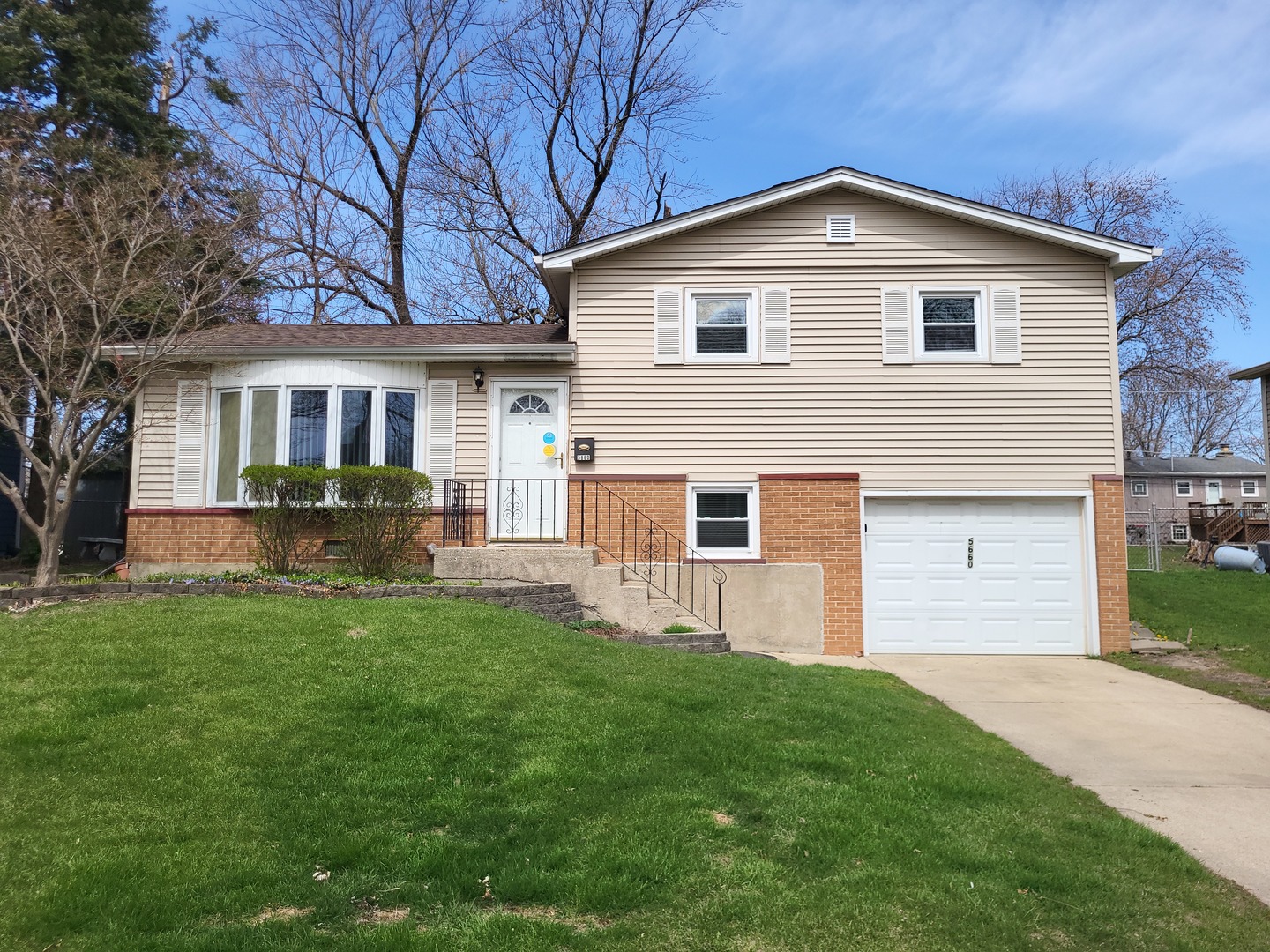 5660 Dover Road Property Photo
