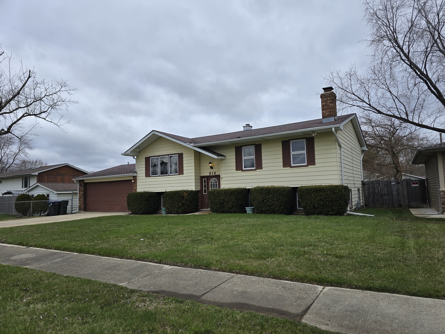 916 Winthrop Court Property Photo