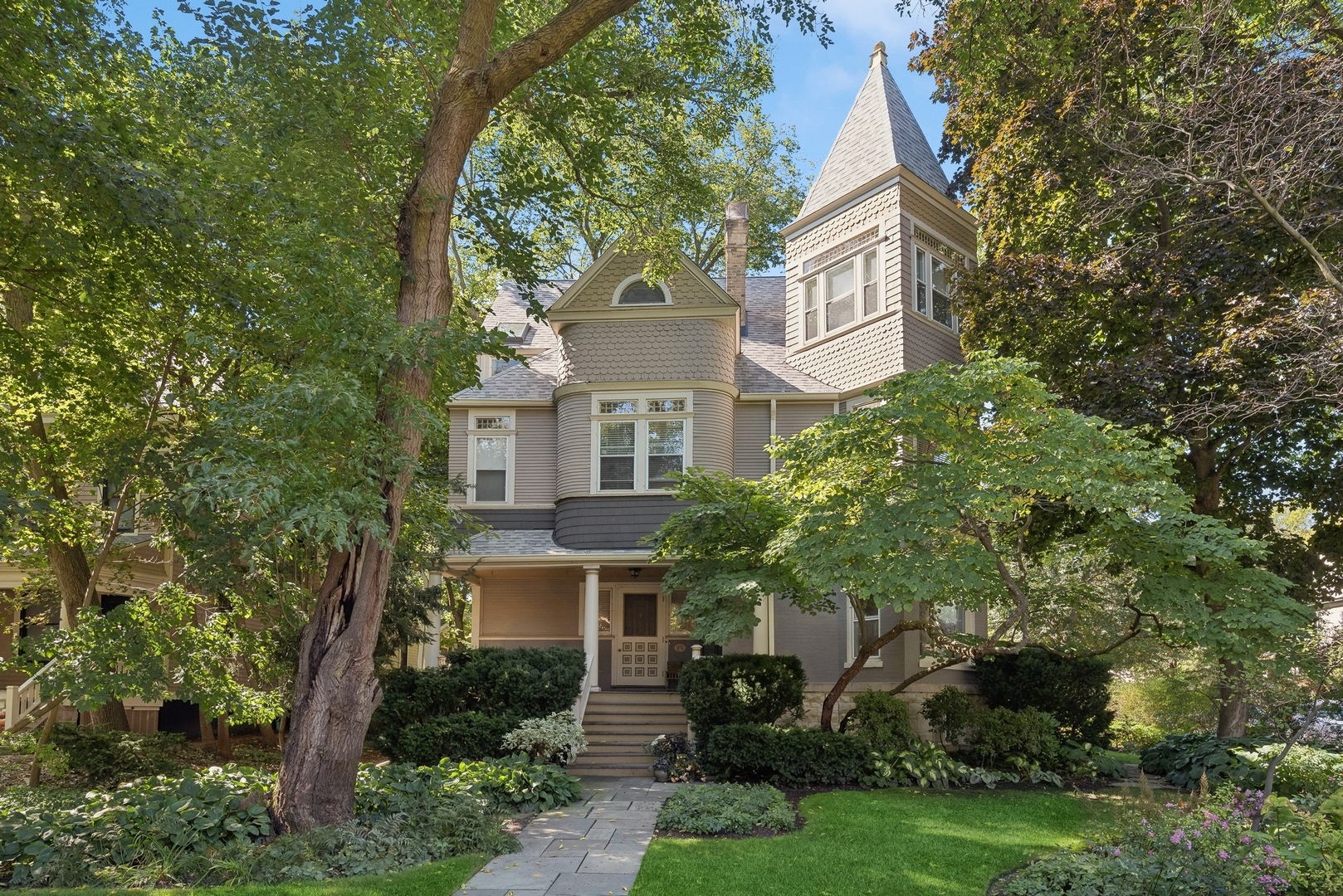 1246 Judson Avenue Property Photo
