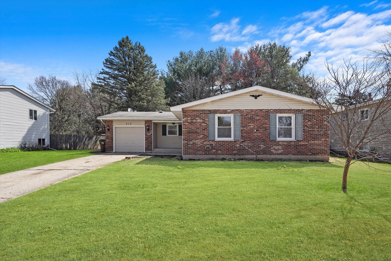 919 Darlington Lane Property Photo
