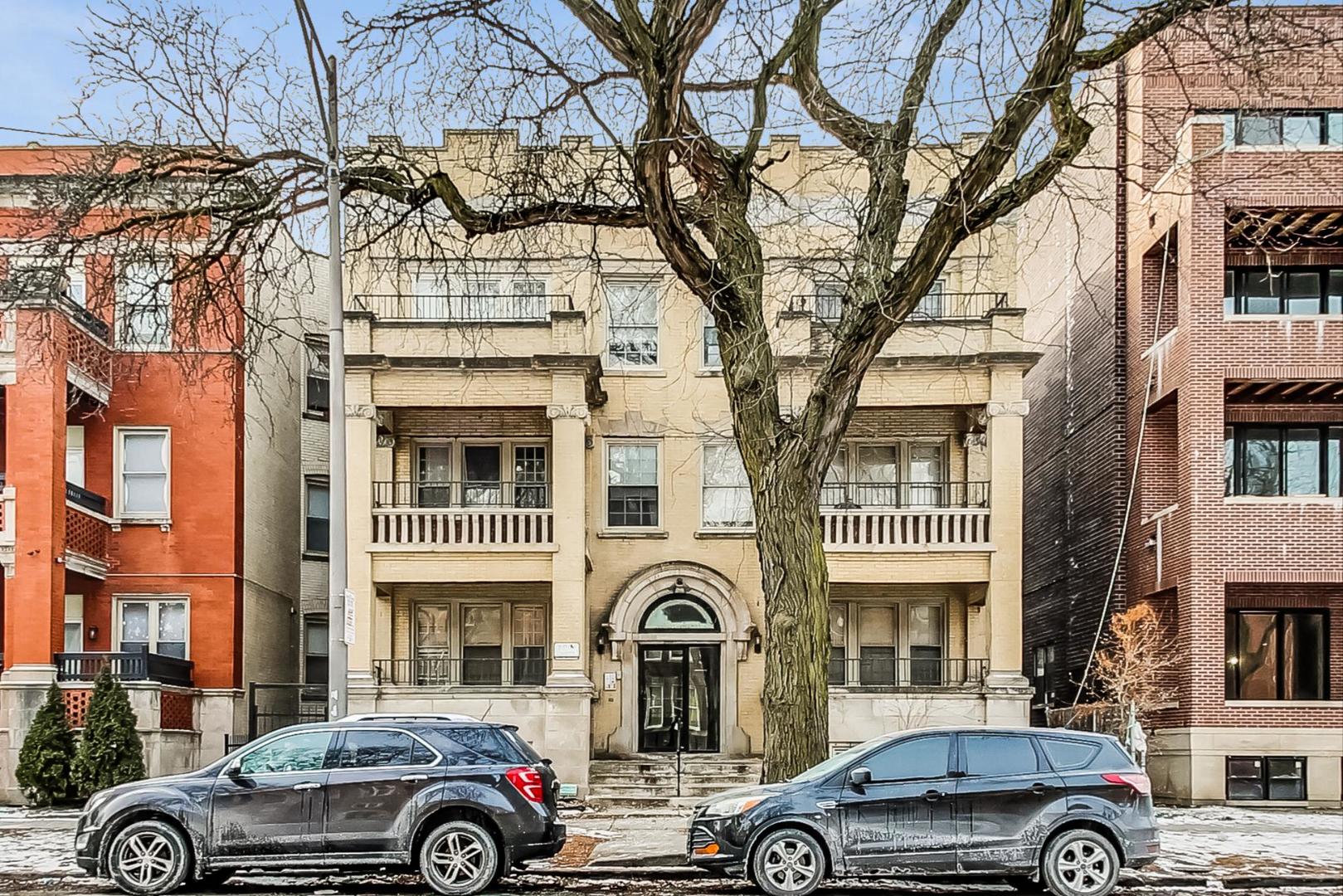 4320 S Michigan Avenue Property Photo