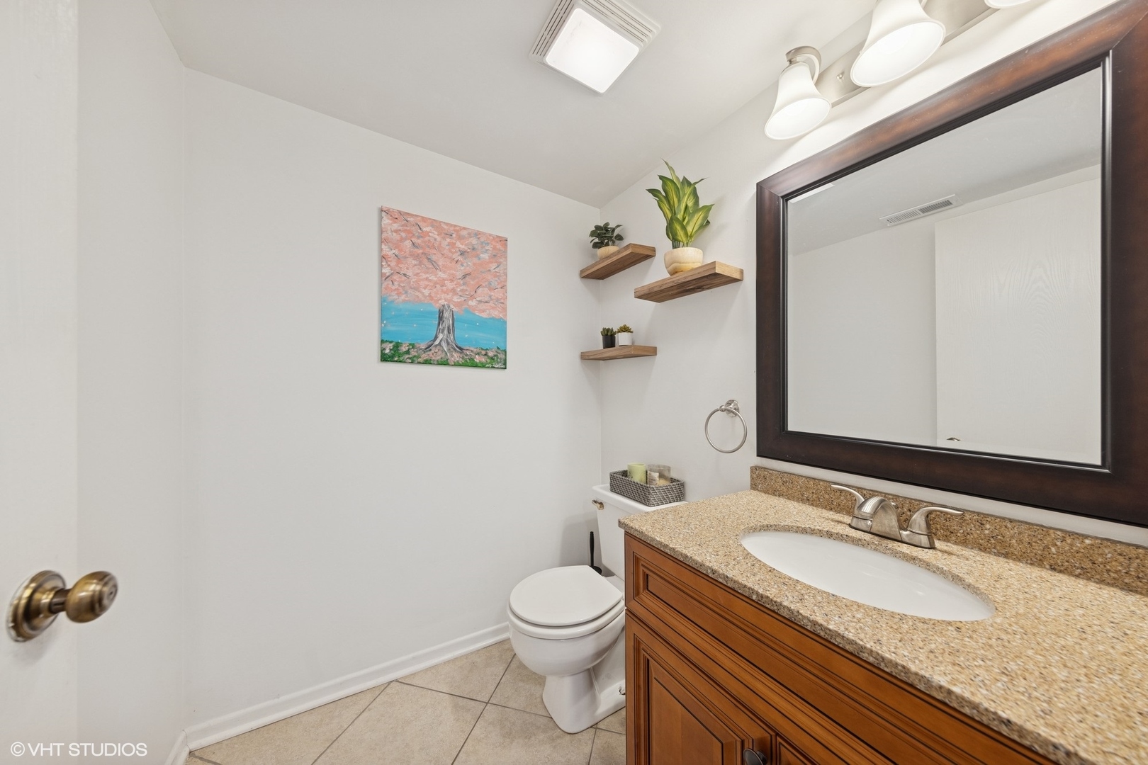 835 Wheatland Lane Property Photo 8