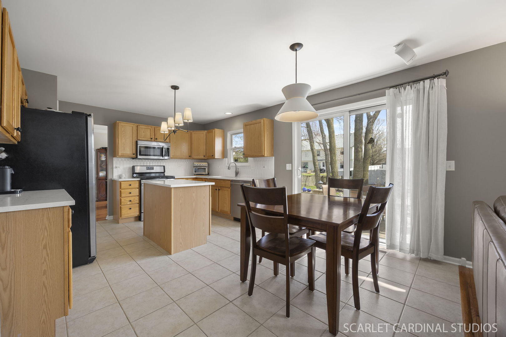 1004 Mandalay Court Property Photo 5