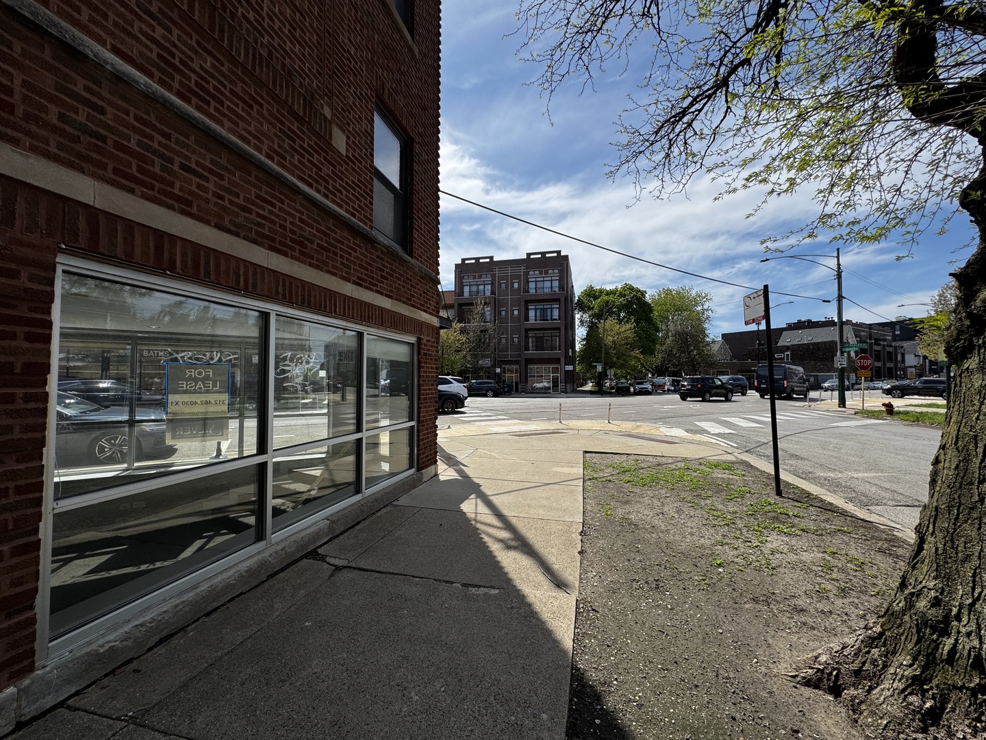 3069 N Clybourn Avenue Storefront Property Photo 10