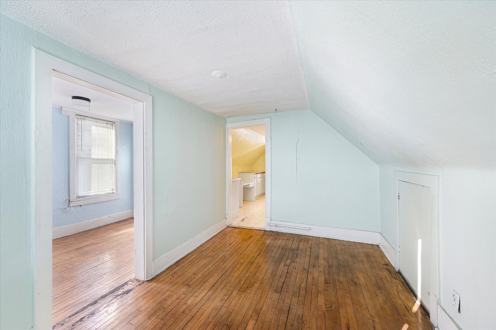 902 N 23rd Avenue Property Photo 33