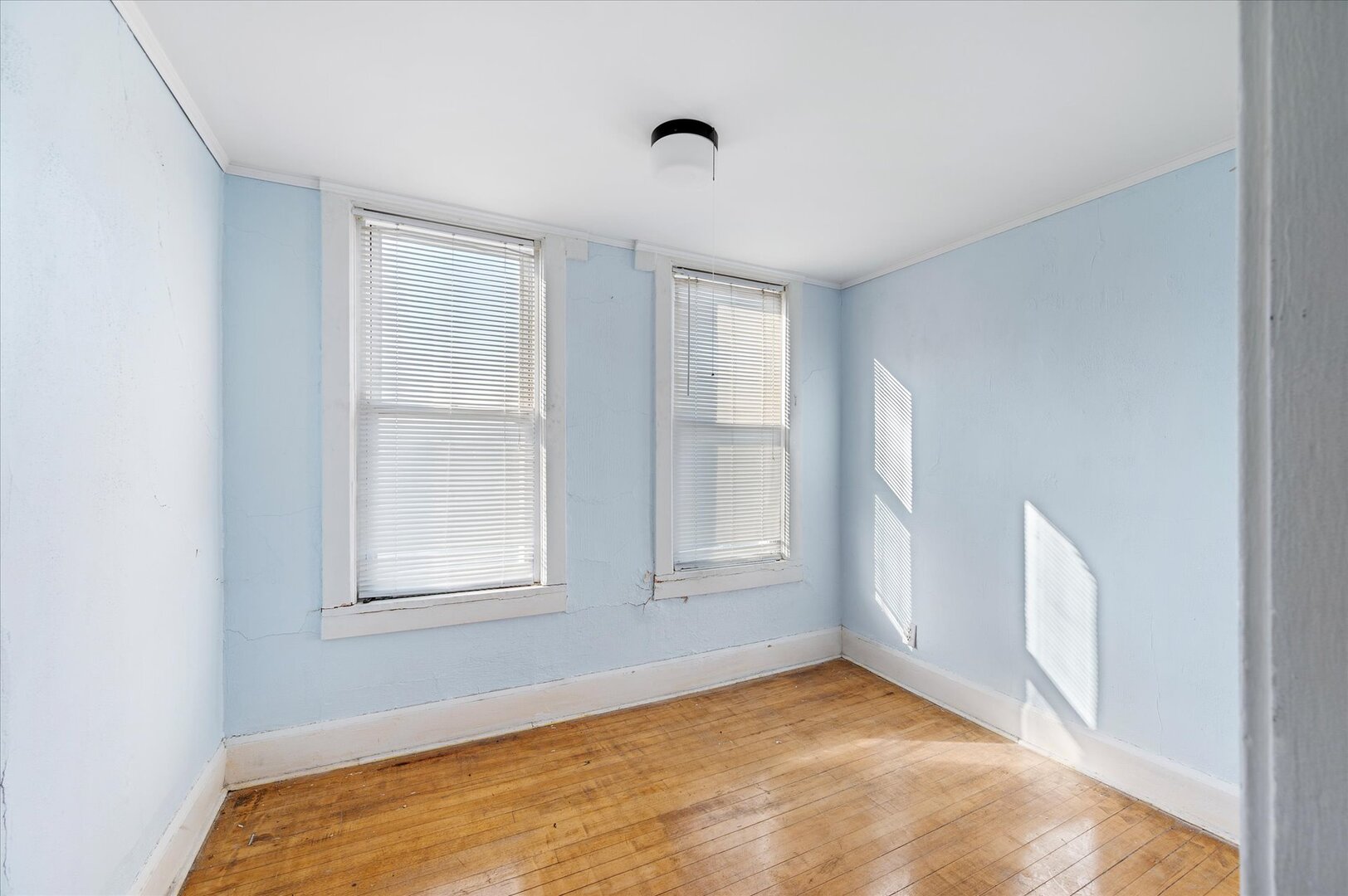 902 N 23rd Avenue Property Photo 34
