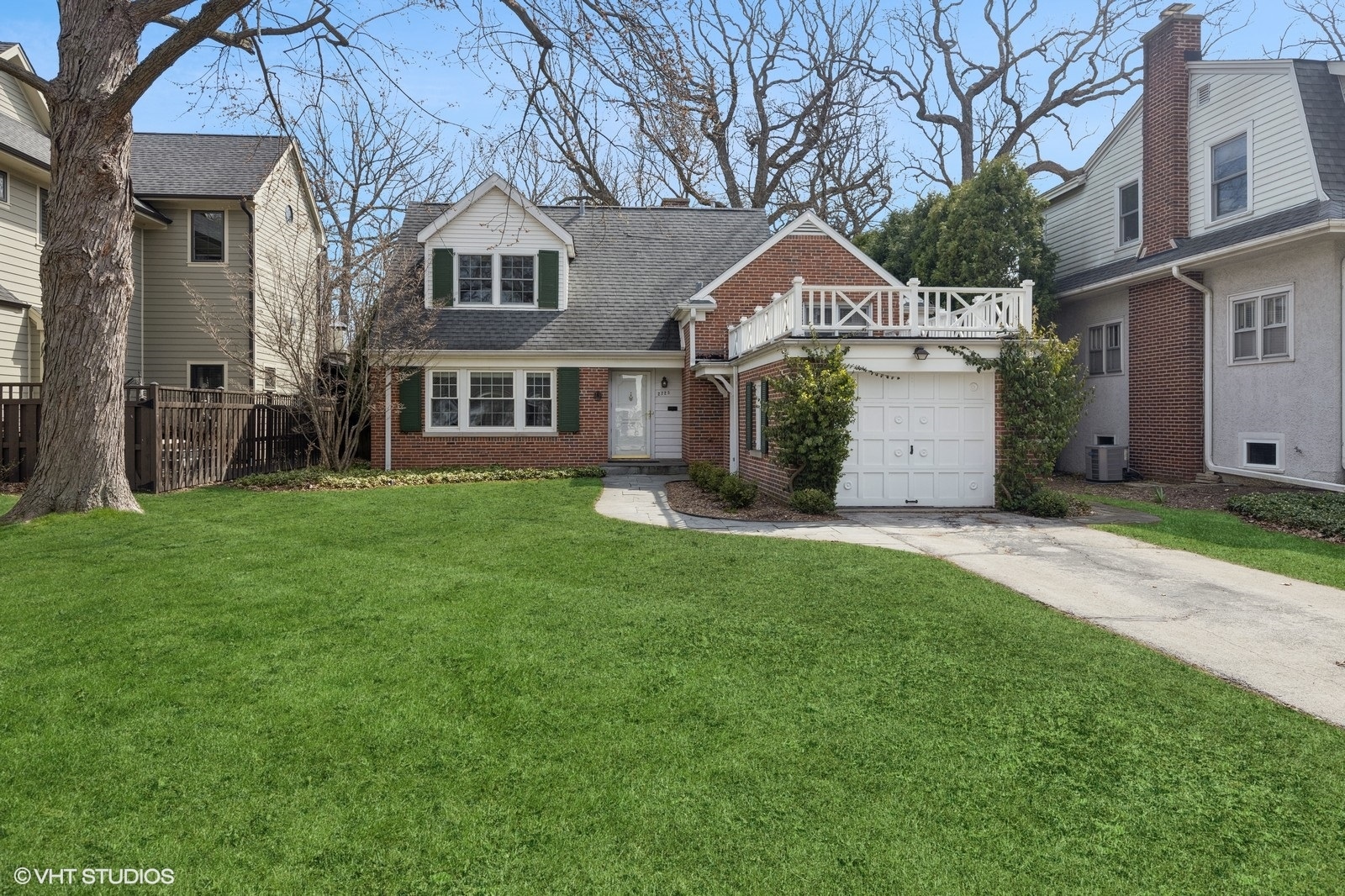 2725 Broadway Avenue Property Photo