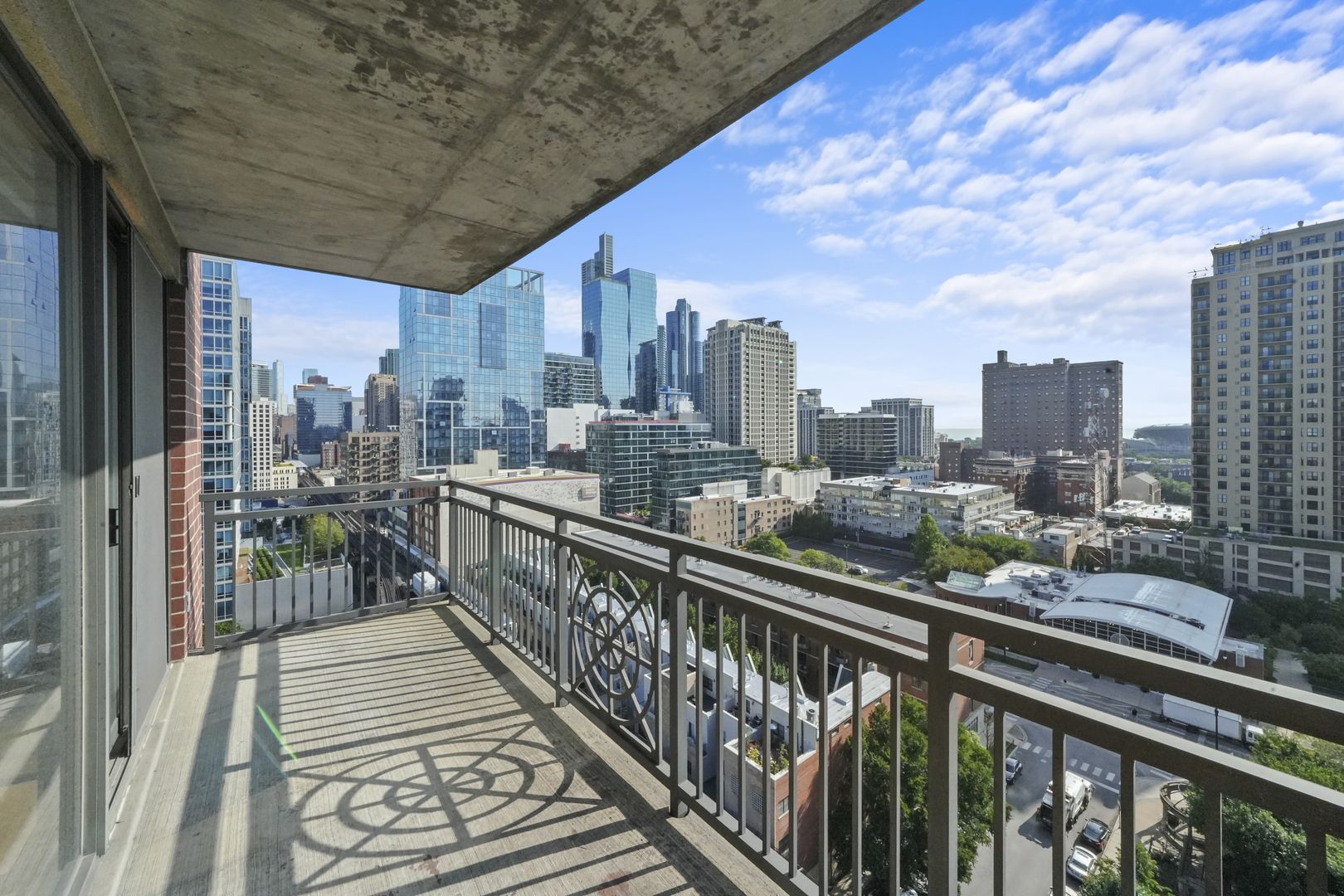 5 E 14th Place 1401 Property Photo 11