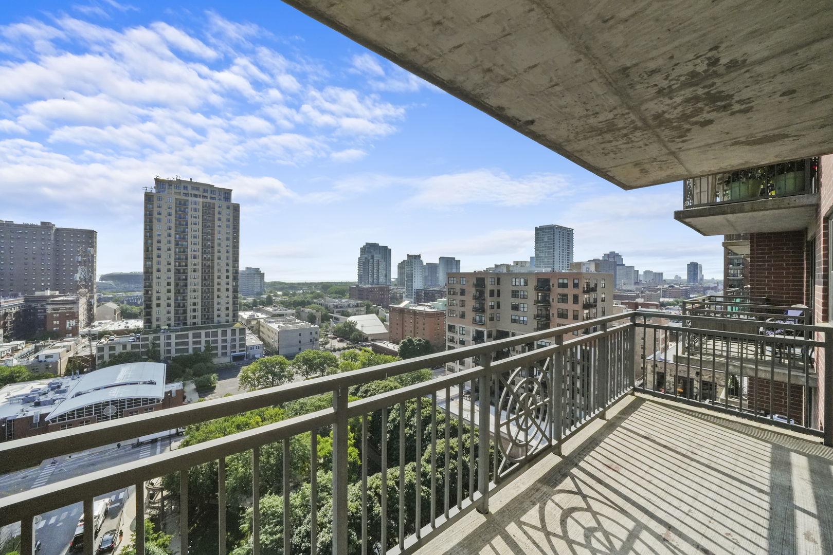 5 E 14th Place 1401 Property Photo 12