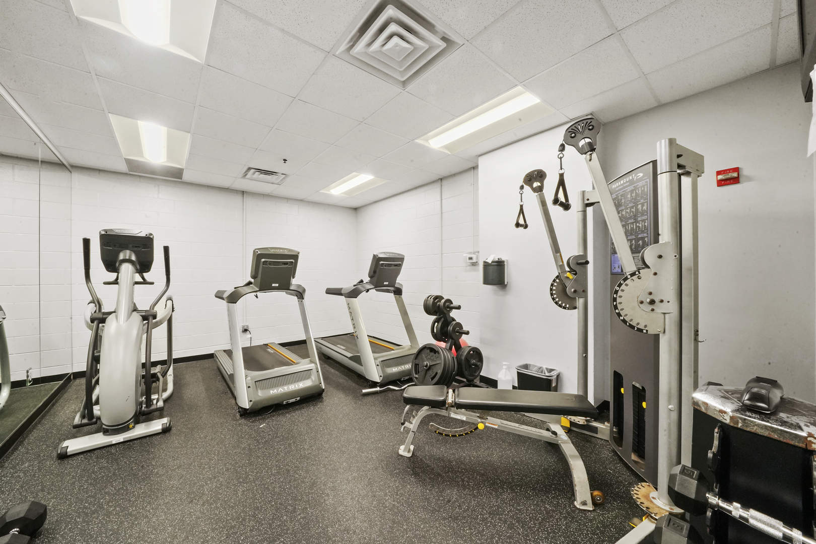 5 E 14th Place 1401 Property Photo 32