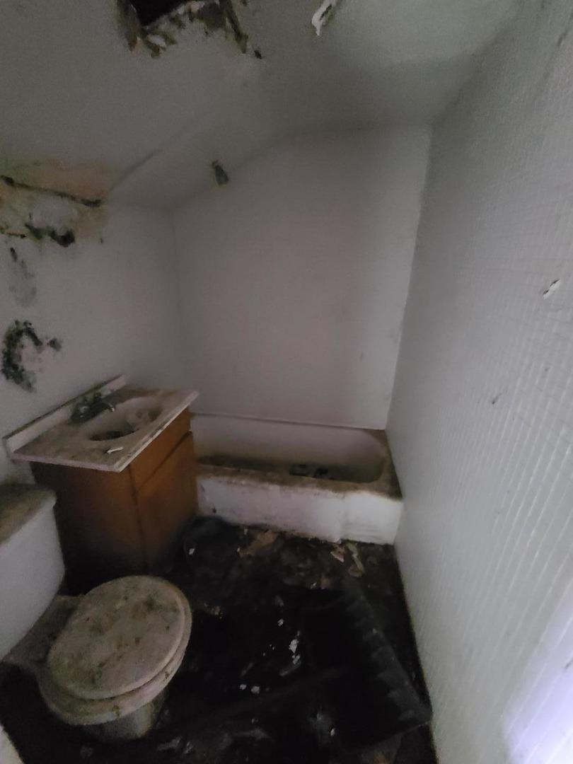 10452 S State Street Property Photo 5