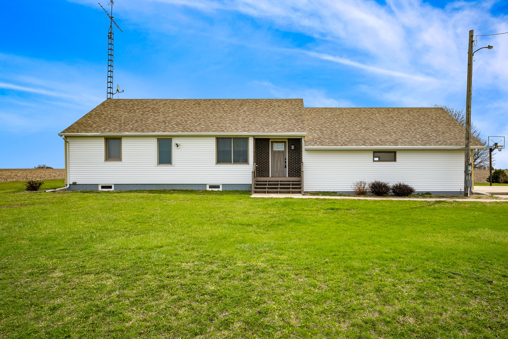 1540 E 950th Road Property Photo