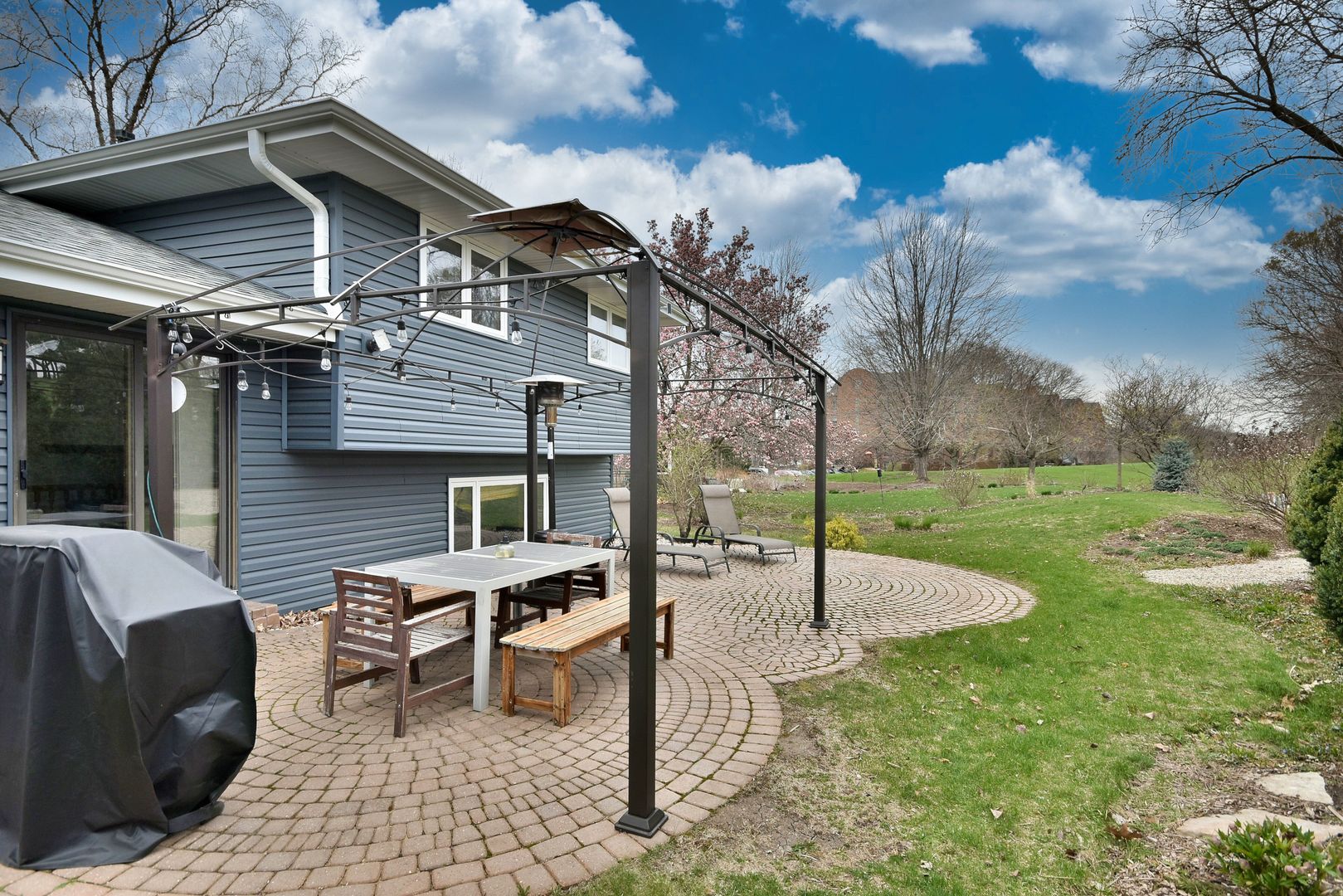 1167 Timberlane Ct Property Photo 4